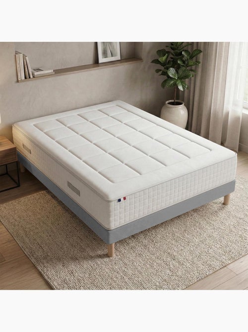 Matelas ressorts, accueil mémoire de forme, H 28, sommier en kit gris - Kiabi Matelas ressorts, accueil mémoire de forme, H 28, sommier en kit gris - Kiabi