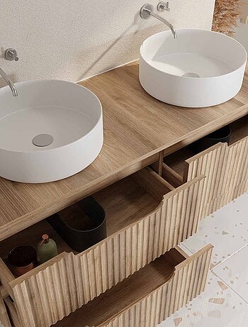 Meuble de salle de bain double vasque ronde avec façade ondulée et rangements intégrés