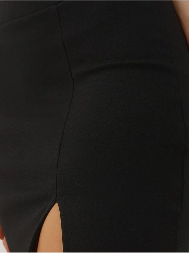 Mini-jupe à taille élastique avec fente Noir - Kiabi