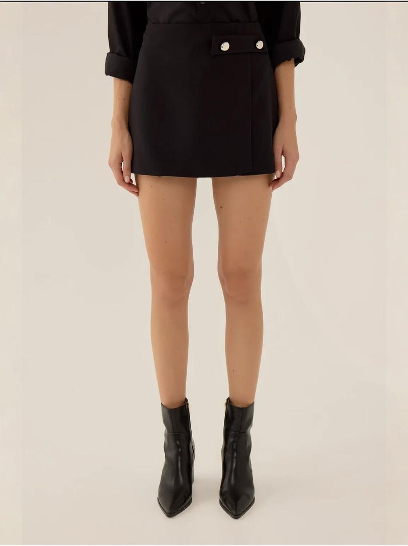 Mini-jupe avec détails boutonnés Noir - Kiabi