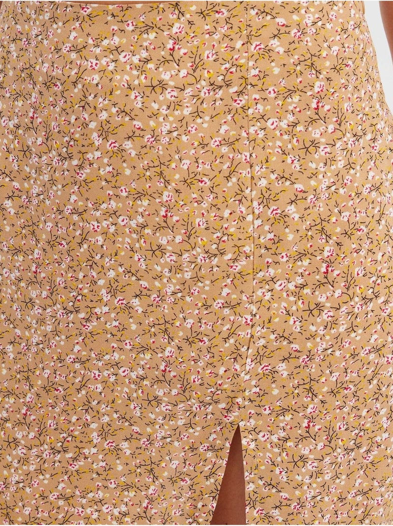 Mini-jupe fleurie taille haute fendue sur le côté Orange - Kiabi