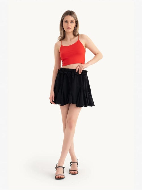 Mini-jupe plissée taille haute avec détail à la taille - Kiabi