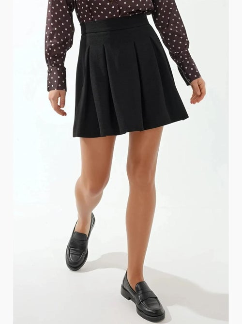Mini-jupe plissée taille haute avec fermeture éclair hiccup - Kiabi Mini-jupe plissée taille haute avec fermeture éclair hiccup - Kiabi