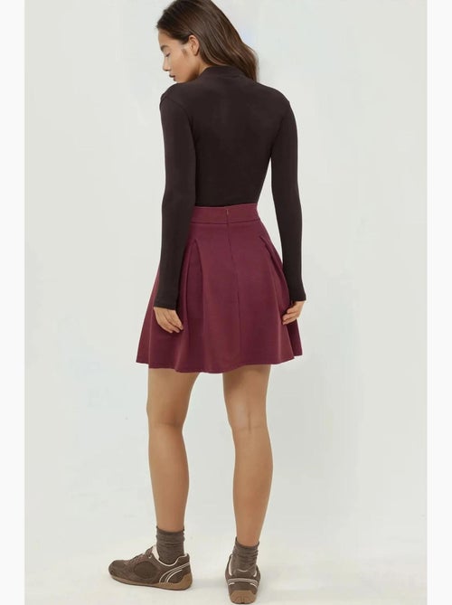Mini-jupe plissée taille haute avec fermeture éclair hiccup - Kiabi Mini-jupe plissée taille haute avec fermeture éclair hiccup - Kiabi