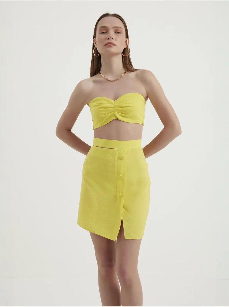 Mini-jupe taille haute avec boutons latéraux Jaune - Kiabi