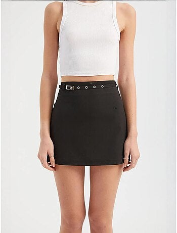 Mini-jupe taille haute avec détail ceinture