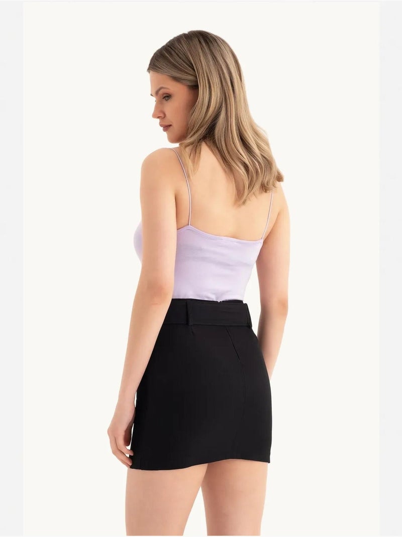 Mini-jupe taille haute avec détail ceinture Noir - Kiabi