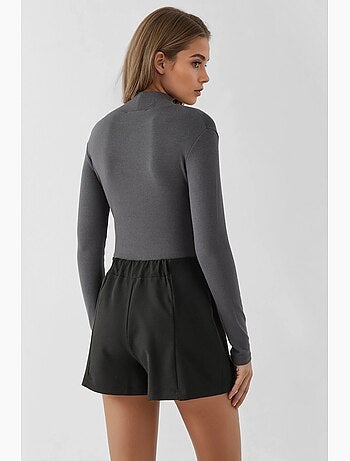 Mini-jupe taille haute avec double fente hiccup