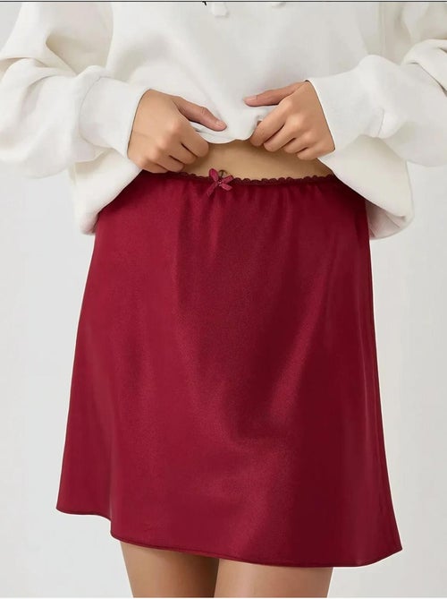Mini-jupe trapèze en satin doux - Kiabi