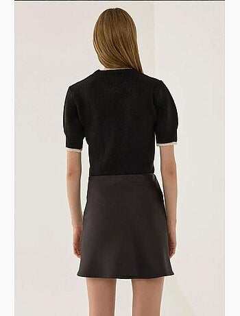 Mini-jupe unie en satin hiccup