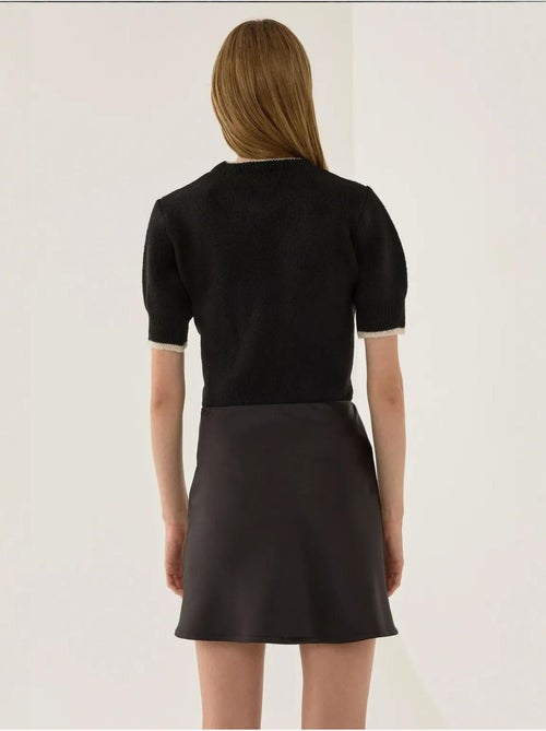 Mini-jupe unie en satin - Kiabi Mini-jupe unie en satin - Kiabi