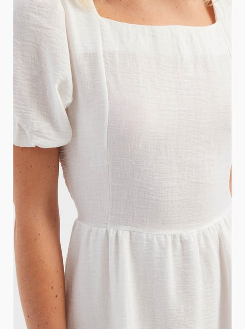 Mini-robe à manches courtes et col carré hiccup - Kiabi Mini-robe à manches courtes et col carré hiccup - Kiabi