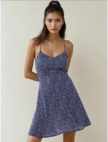 Mini robe à motifs floraux. Hiccup