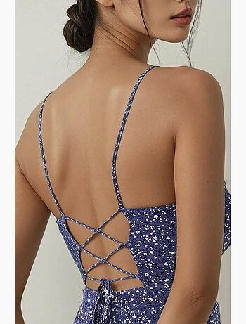 Mini robe à motifs floraux. Hiccup