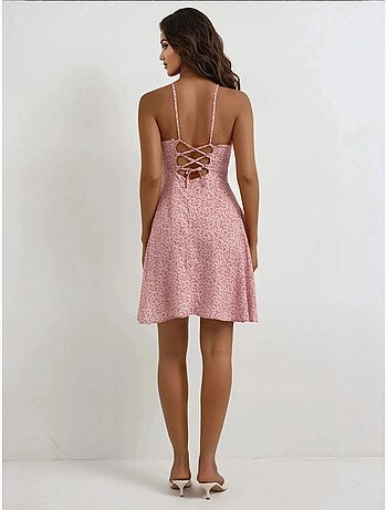 Mini robe à motifs floraux.