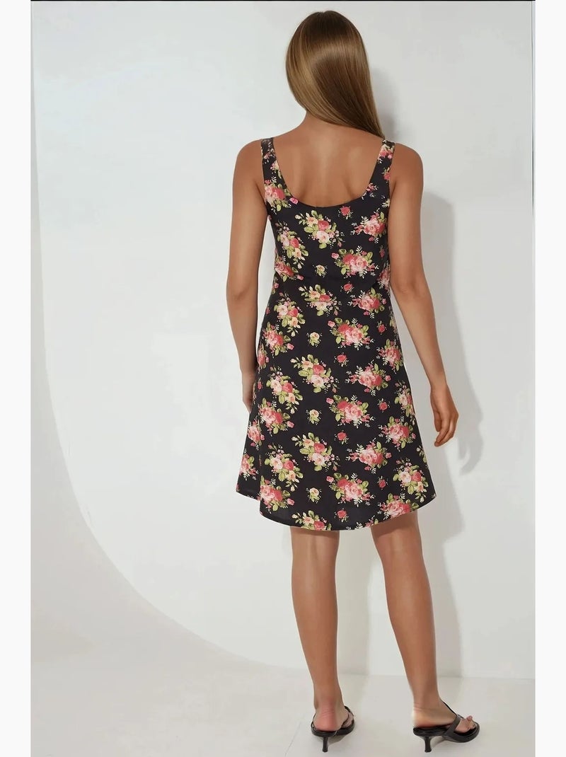 Mini-robe ajustée imprimée à col en u hiccup Noir - Kiabi
