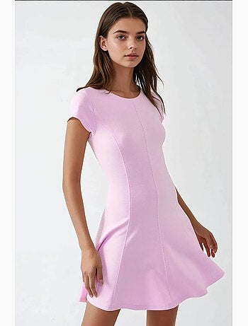 Mini-robe basique douce à col ras du cou élastique hiccup