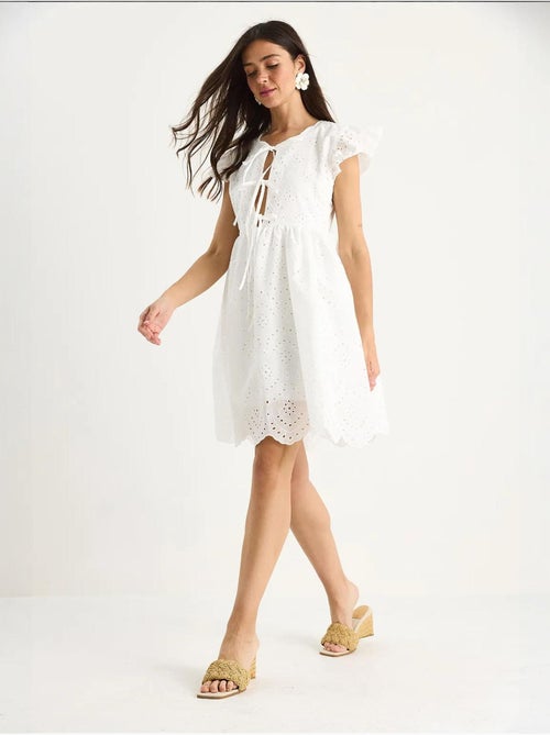 Mini-robe bianco avec nœud et doublure à œillets lucci - Kiabi Mini-robe bianco avec nœud et doublure à œillets lucci - Kiabi