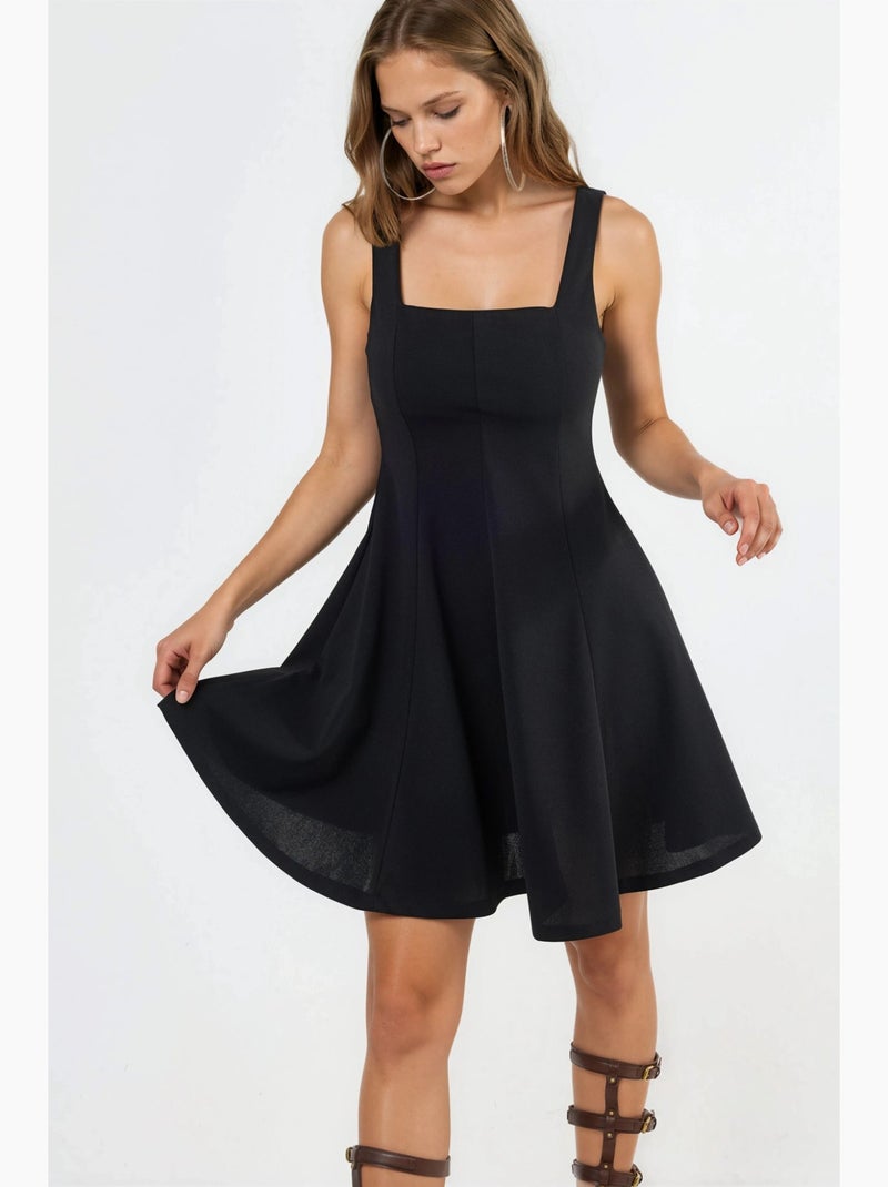 Mini-robe élégante à col carré hiccup Noir - Kiabi