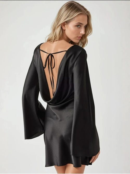 Mini-robe en satin à dos cascade - Kiabi Mini-robe en satin à dos cascade - Kiabi