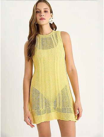 Mini-robe en tricot texturé à col licou avec détails en dentelle lucci