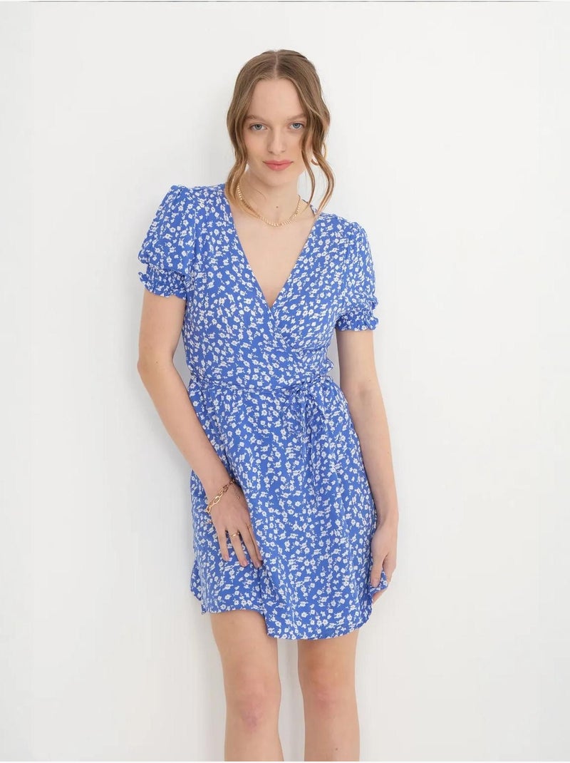 Mini-robe fleurie à manches bouffantes et col surplis avec cordon de serrage hiccup Bleu - Kiabi