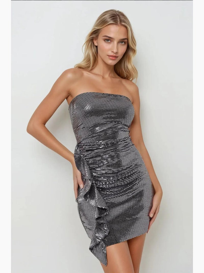 Mini-robe moulante à sequins sans bretelles avec détails drapés hiccup Argent - Kiabi