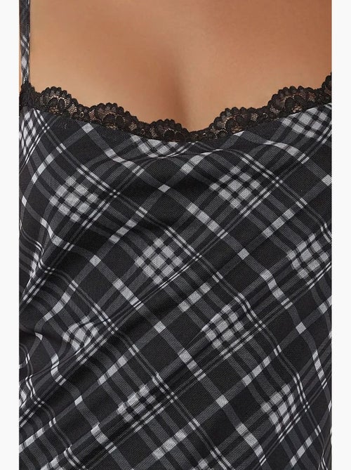Mini-robe patineuse imprimée avec détails en dentelle hiccup - Kiabi Mini-robe patineuse imprimée avec détails en dentelle hiccup - Kiabi