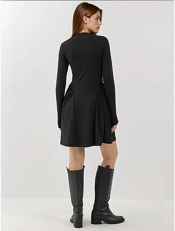 Mini-robe texturée à col bateau