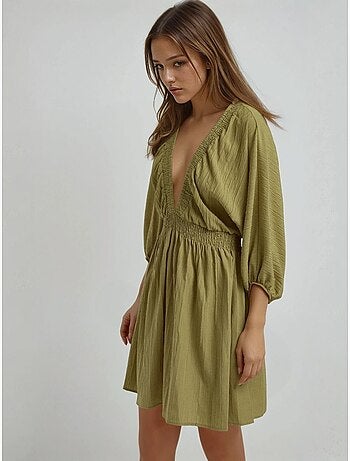 Mini-robe texturée à col en v et manches longues