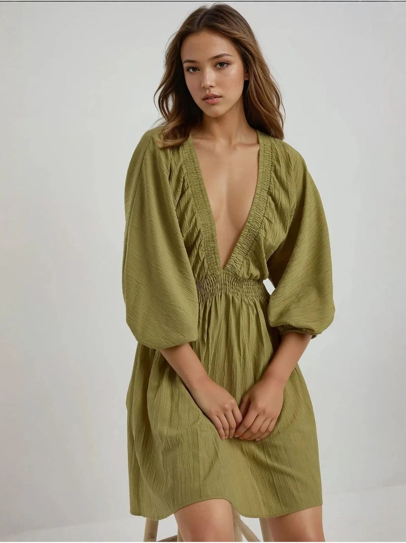 Mini-robe texturée à col en v et manches longues Vert - Kiabi