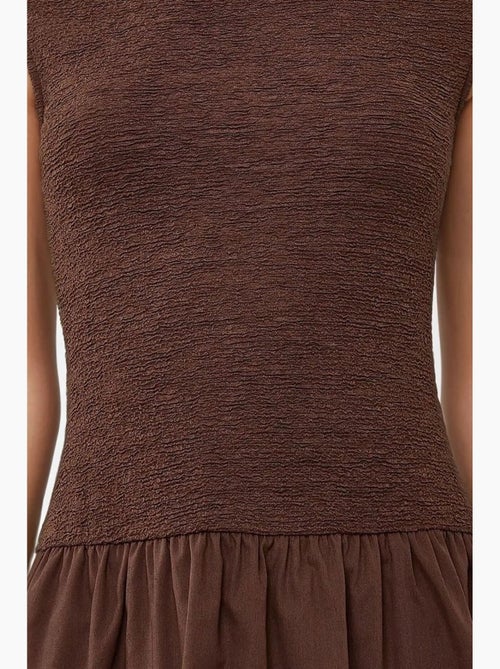 Mini-robe texturée à col ras du cou hiccup - Kiabi Mini-robe texturée à col ras du cou hiccup - Kiabi