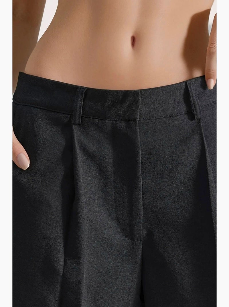 Mini-short taille haute à jambes larges hiccup Noir - Kiabi