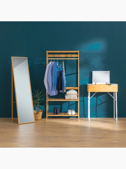 Miroir sur pied en bambou - Kiabi