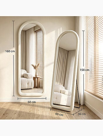 Miroir sur pied pleine longueur design velours blanc crème