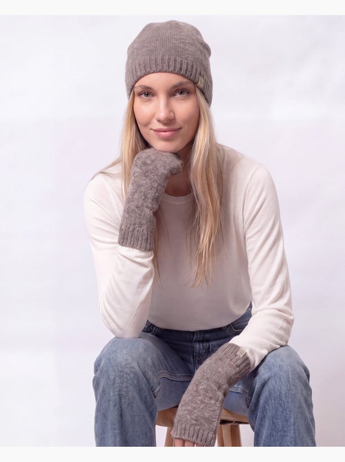 Mitaines maille soft touch effet cachemire taille unique extensible femme isotoner - Kiabi Mitaines maille soft touch effet cachemire taille unique extensible femme isotoner - Kiabi
