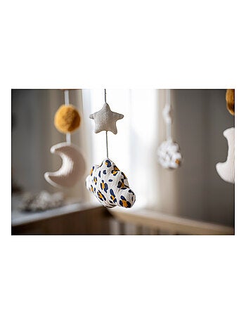 Mobile musical bébé en bois avec 4 jouets - SAUTHON
