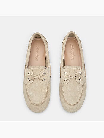 Mocassin modèle bateau en daim Bata