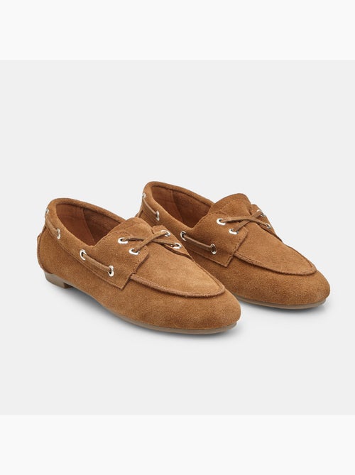 Mocassin modèle bateau en daim Bata - Kiabi