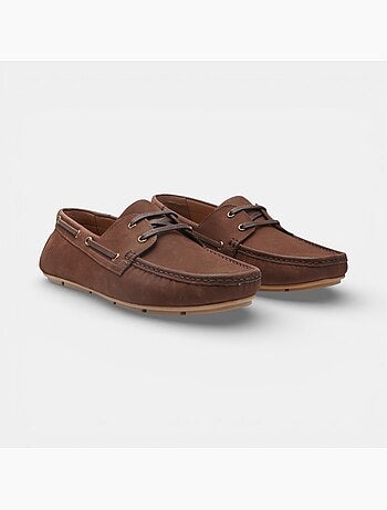 Mocassin modèle bateau en daim bata