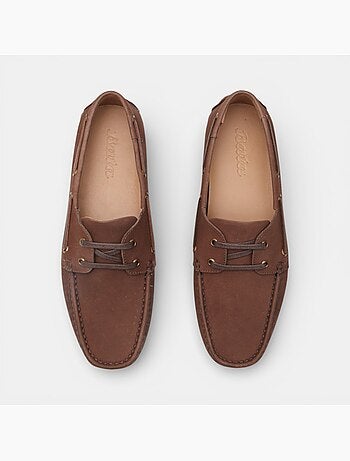 Mocassin modèle bateau en daim bata