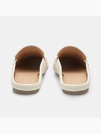 Mocassin pantoufle Bata