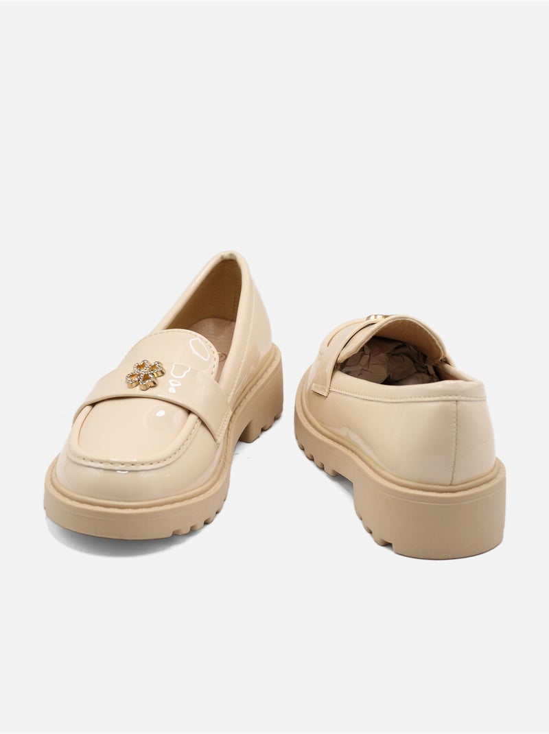 Mocassins à détail strass Crème - Kiabi
