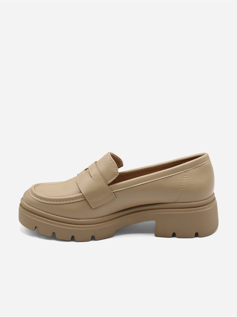 Mocassins à enfiler Beige - Kiabi