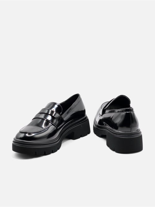 Mocassins à finition brillante - C M - Kiabi