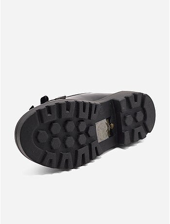 Mocassins à finition brillante