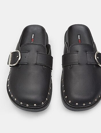 Mocassins avec boucle et clous Bata Red Label