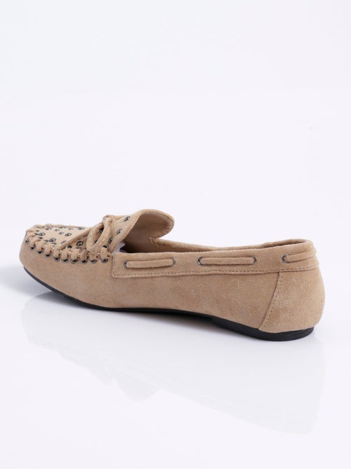 Mocassins avec liens et clous métal - AFIBEL - Kiabi Mocassins avec liens et clous métal - AFIBEL - Kiabi