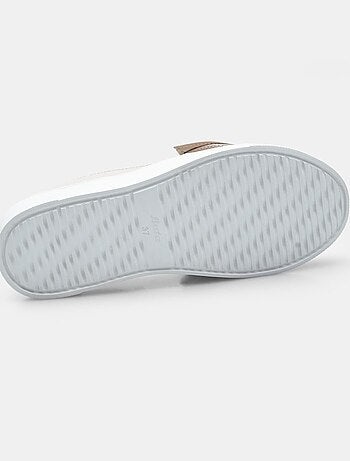 Mocassins Bata avec nœud