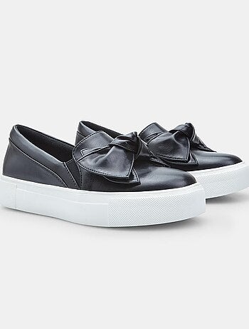 Mocassins Bata avec nœud